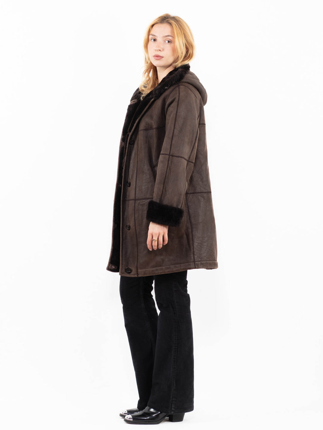 Vintage 00's Women Sheepskin Coat in BrownA0149