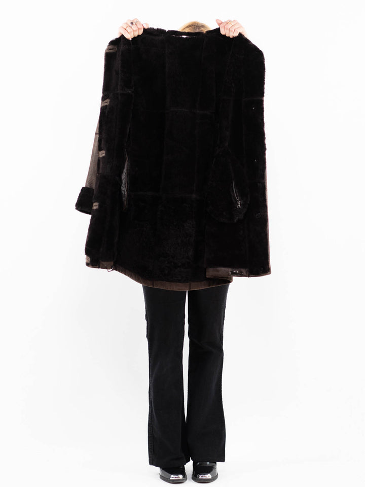 Vintage 00's Women Sheepskin Coat in BrownA0149