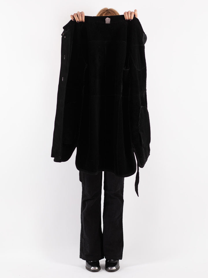 Vintage 00's Women Sheepskin Coat in Black