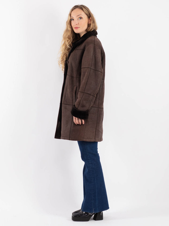 Vintage 00's Women Sheepskin Coat in Brown