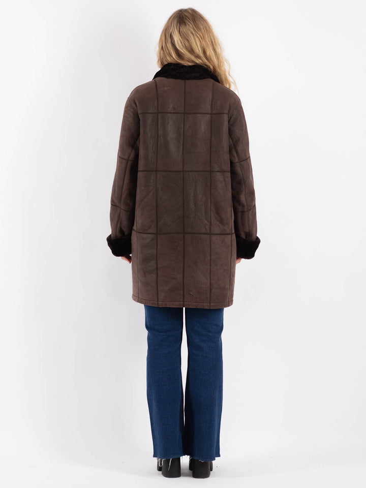 Vintage 00's Women Sheepskin Coat in Brown