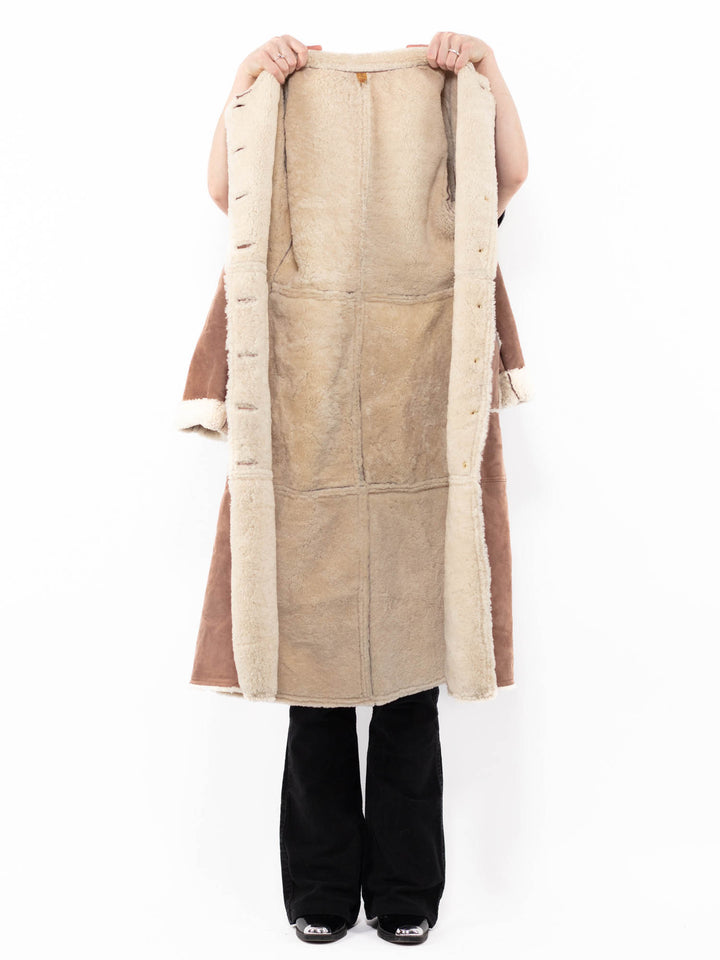 Vintage 00's Women Sheepskin Coat in BrownA0905