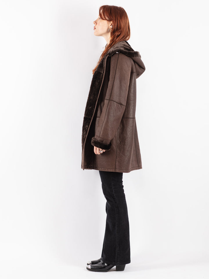 Vintage 00's Women Sheepskin Coat in Brown