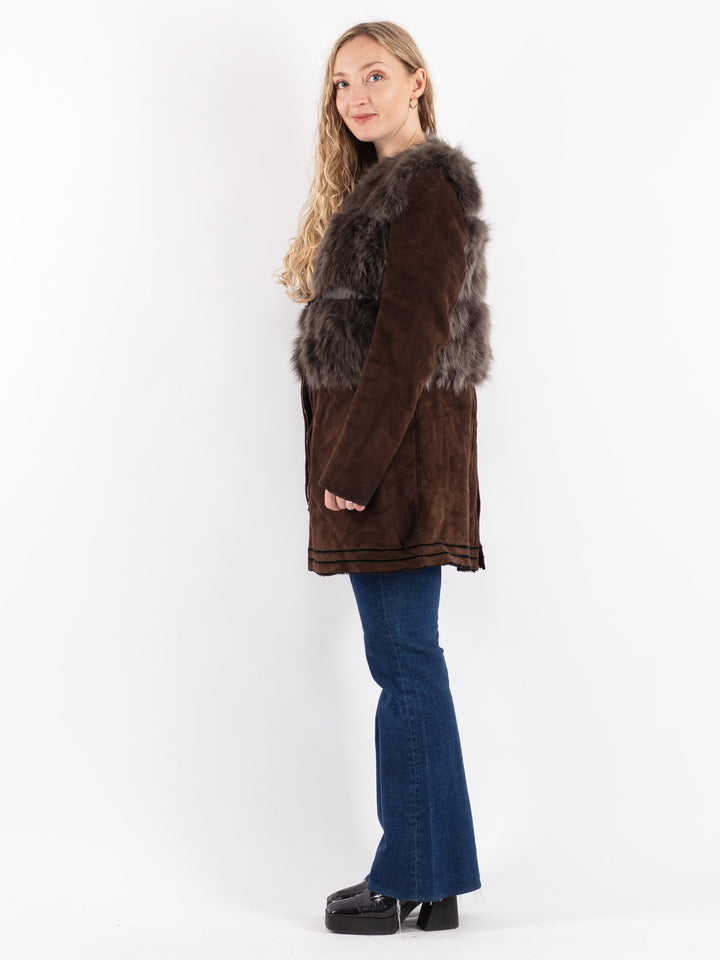 Vintage 00's Women Sheepskin Coat in Brown