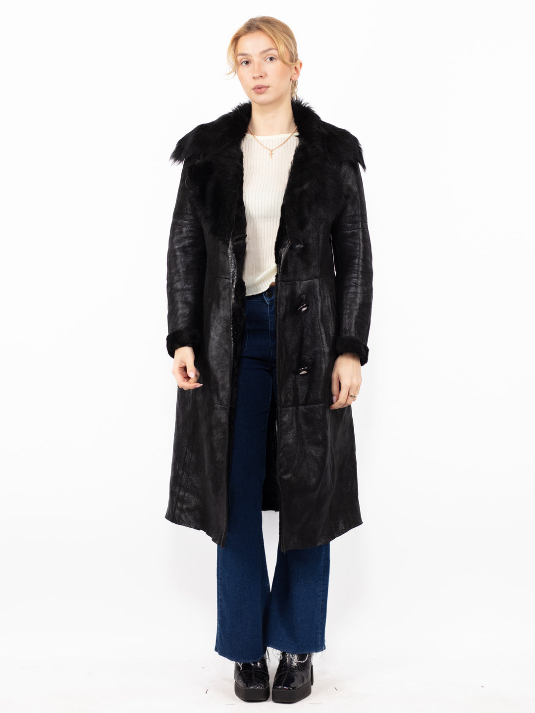 Vintage 00's Women Sheepskin Coat in BlackA0869