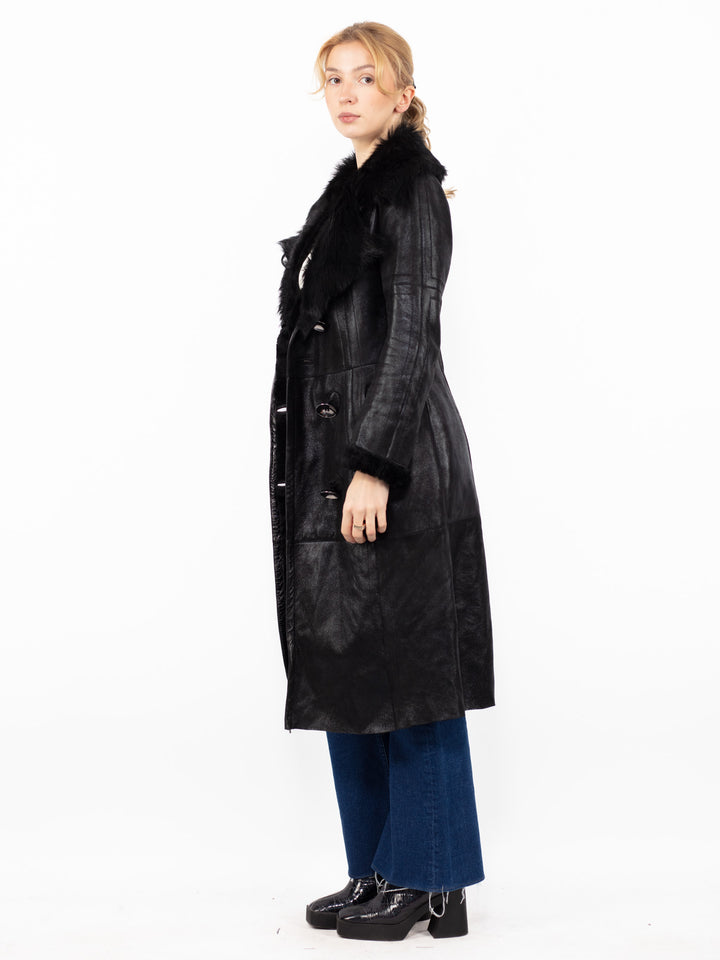Vintage 00's Women Sheepskin Coat in BlackA0869