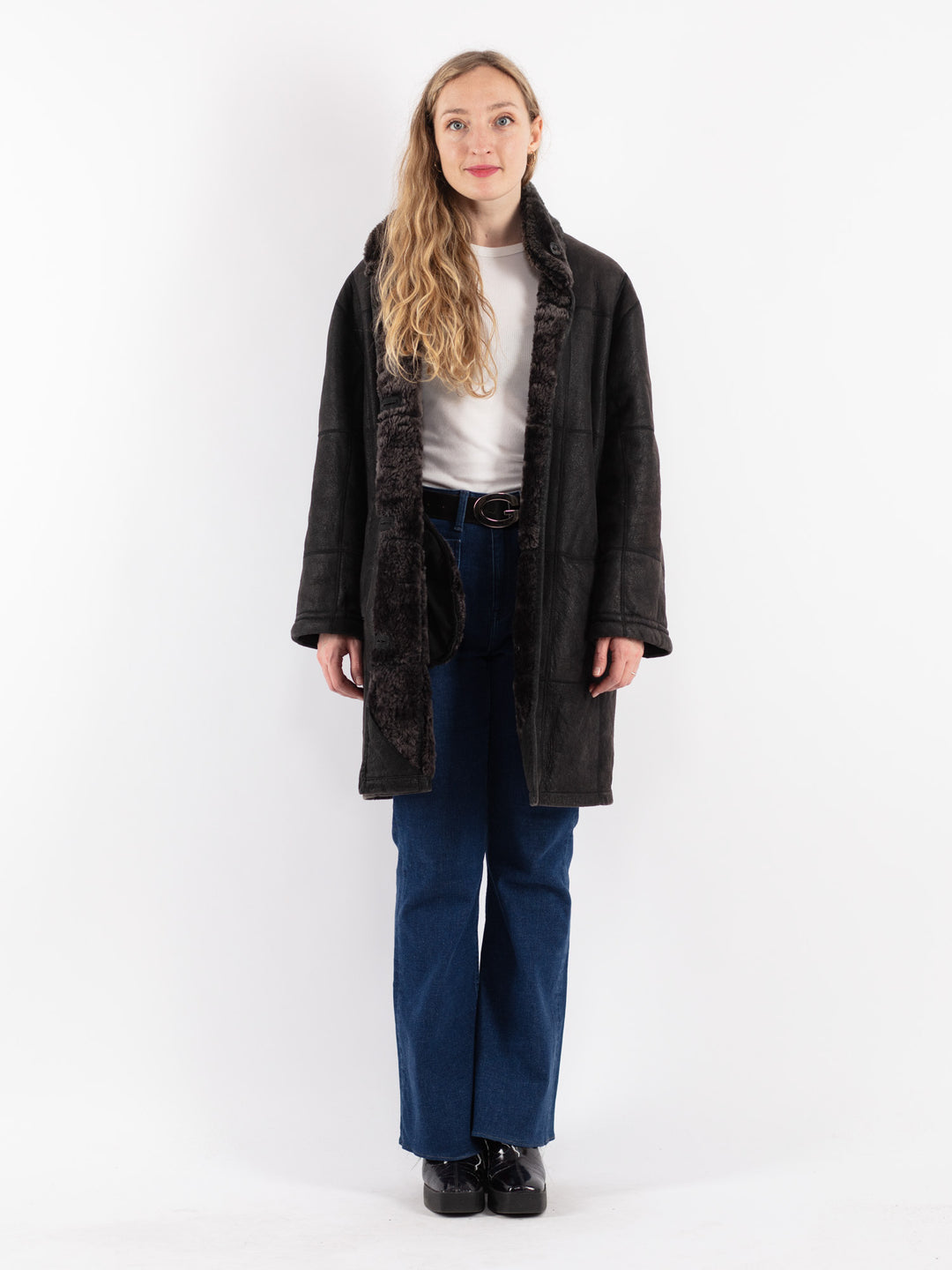 Vintage 00's Women Sheepskin Coat in Black