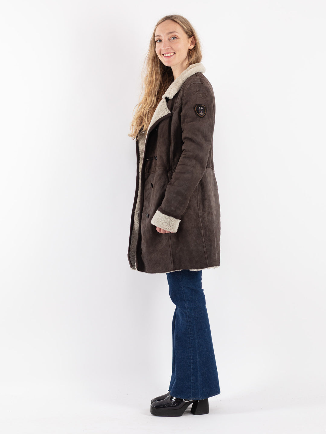 Vintage 00's Women Sheepskin Coat in Brown
