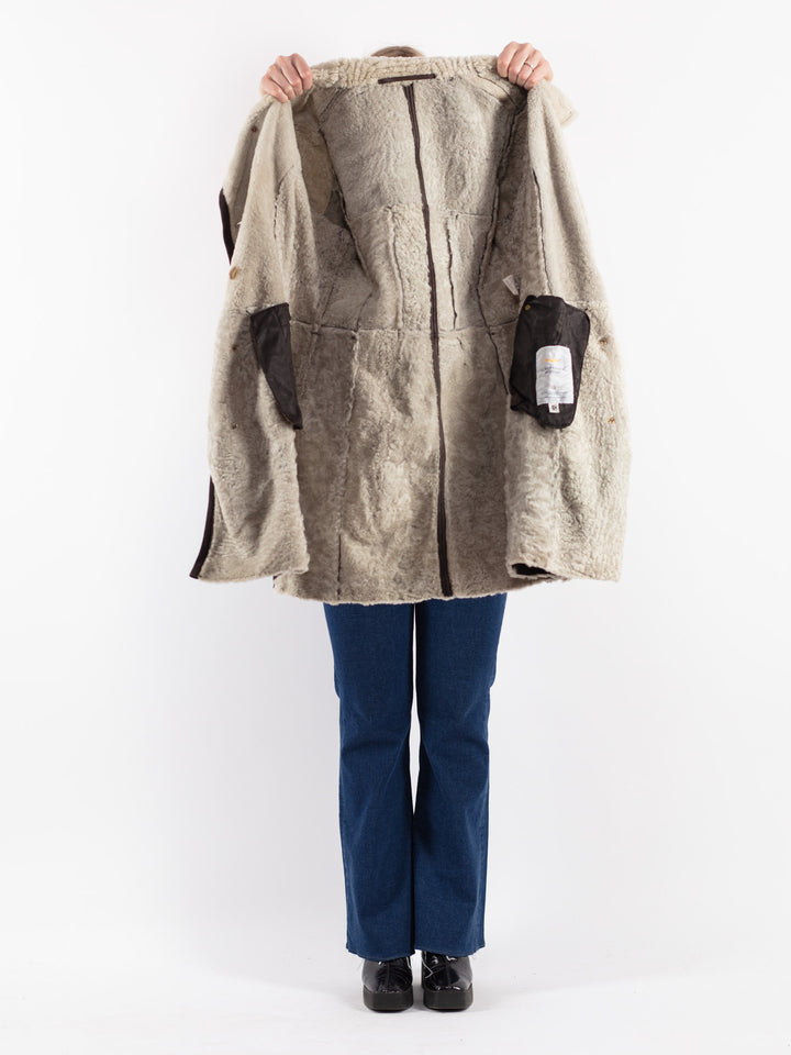 Vintage 00's Women Sheepskin Coat in Brown