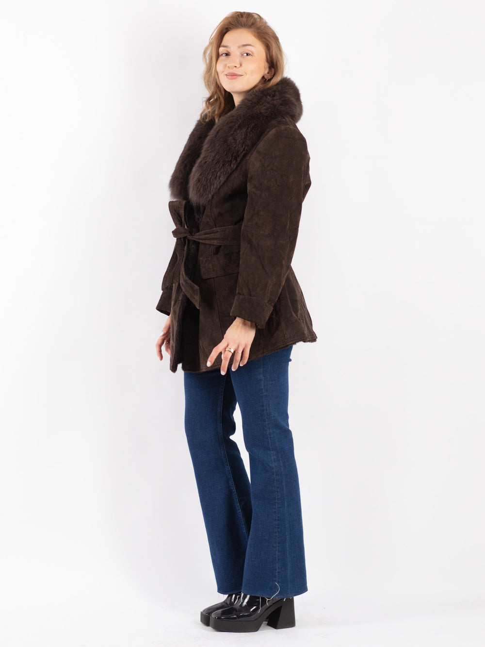 Vintage 00's Women Suede Jacket in Brown