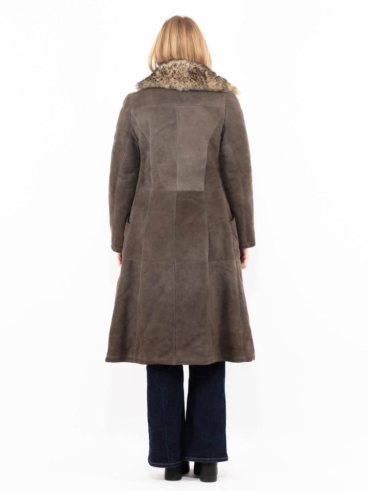 Vintage 70's Women Sheepskin Coat in GrayA1150