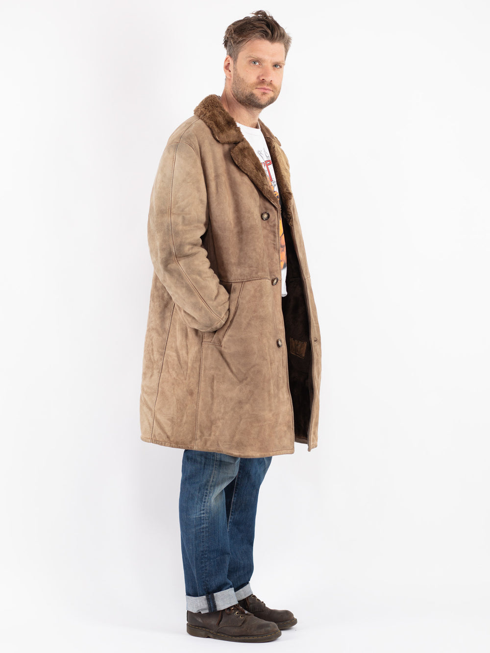 Vintage Men Sheepskin Coat in Beige