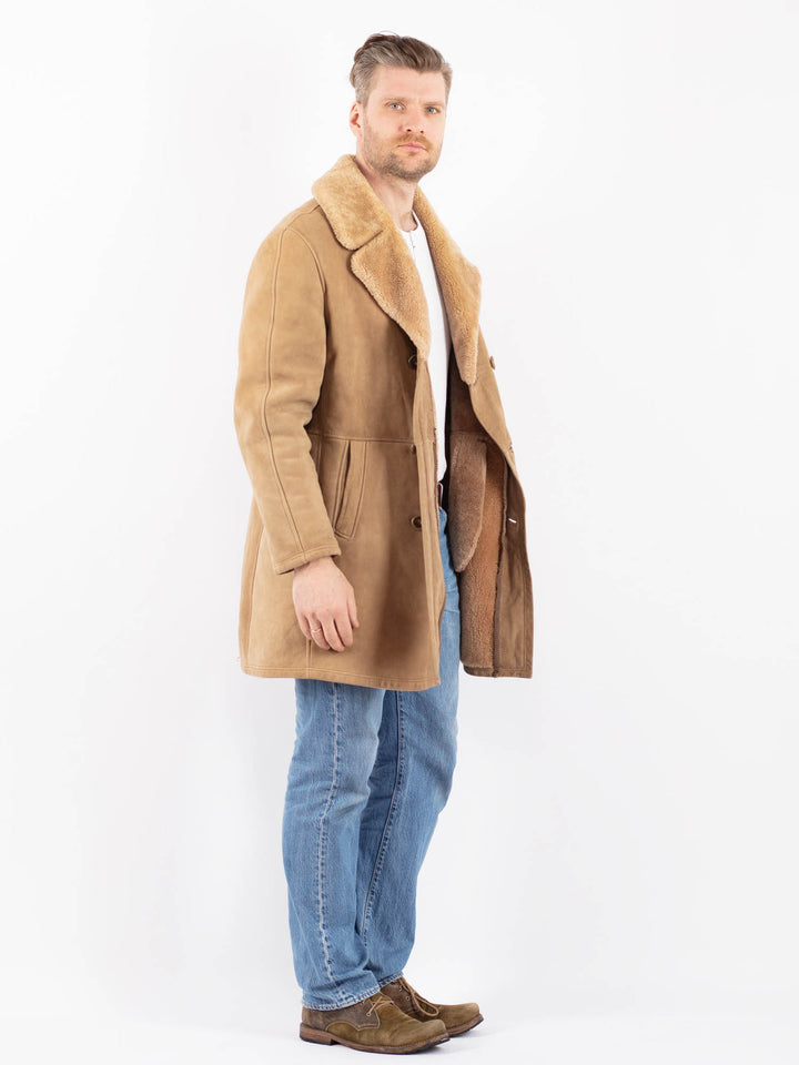 Vintage 70's Men Sheepskin Coat in BeigeZ1400