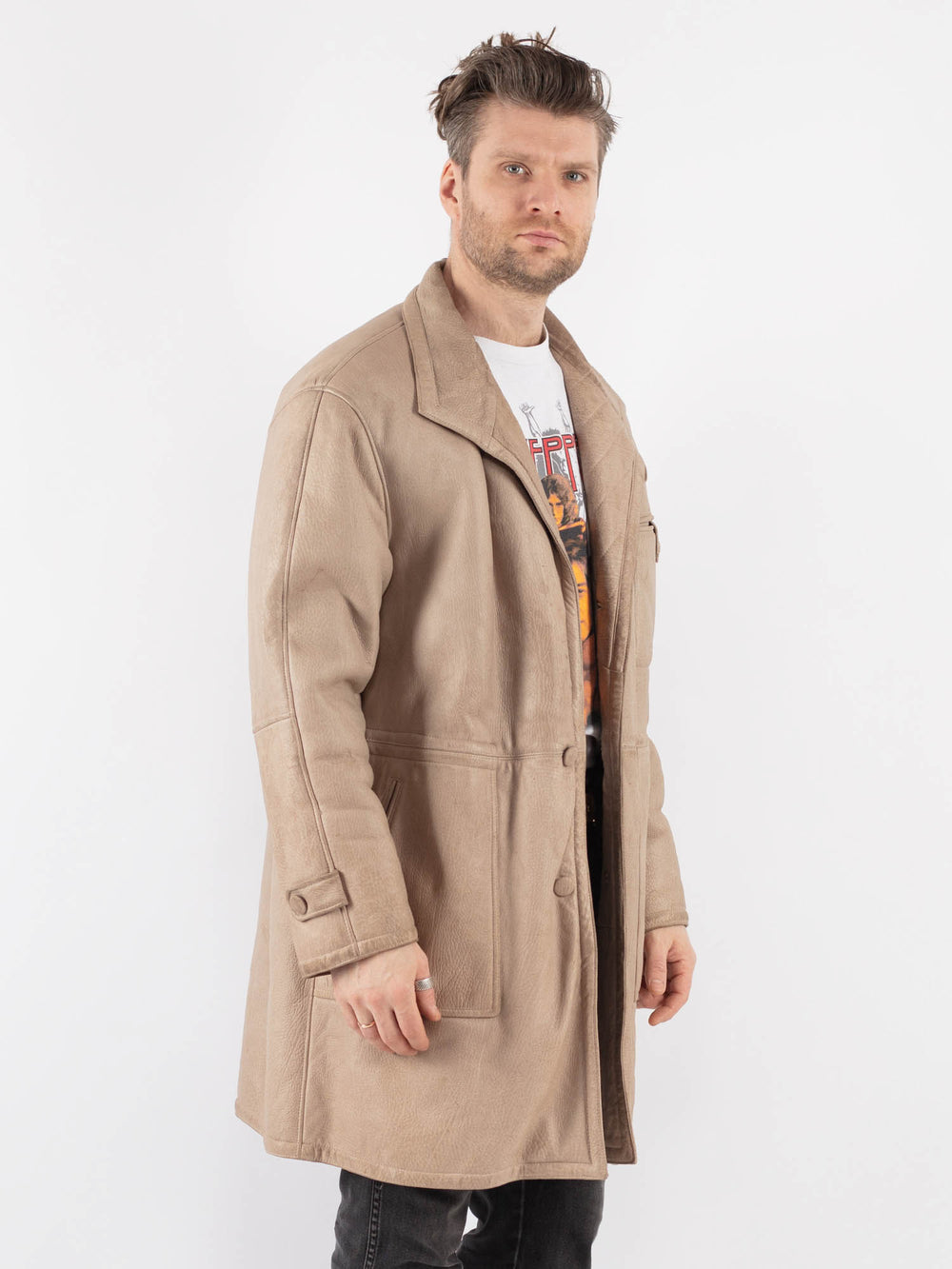 Vintage 70's Men Sheepskin Coat in BeigeZ763