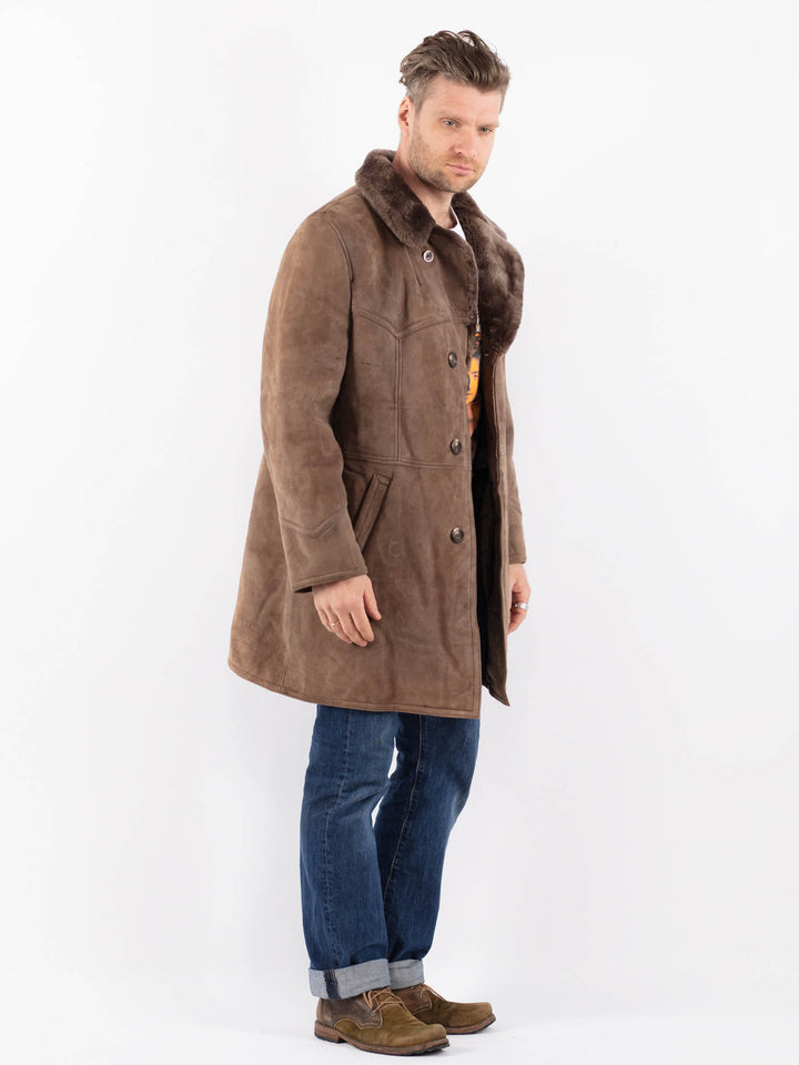 Vintage 70's Men Sheepskin Coat in BrownZ1510