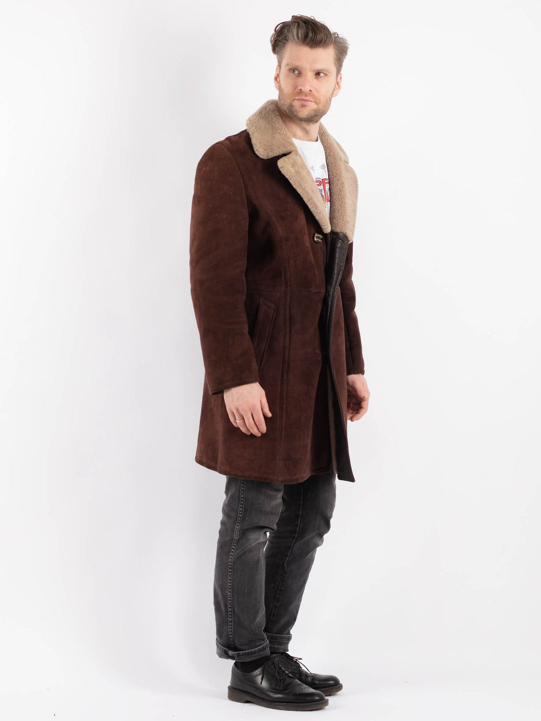 Vintage 70's Men Sheepskin Coat in BrownZ420