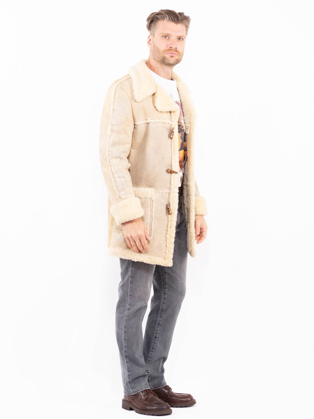 Vintage 70's Men Sheepskin Coat in BeigeZ2042