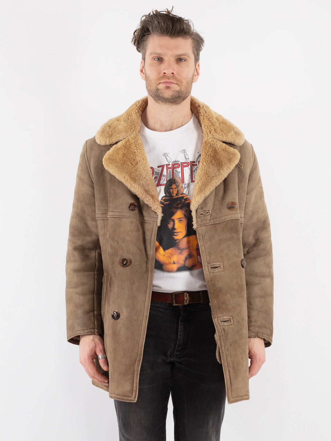 Vintage 70's Men Sheepskin Coat in BeigeZ769