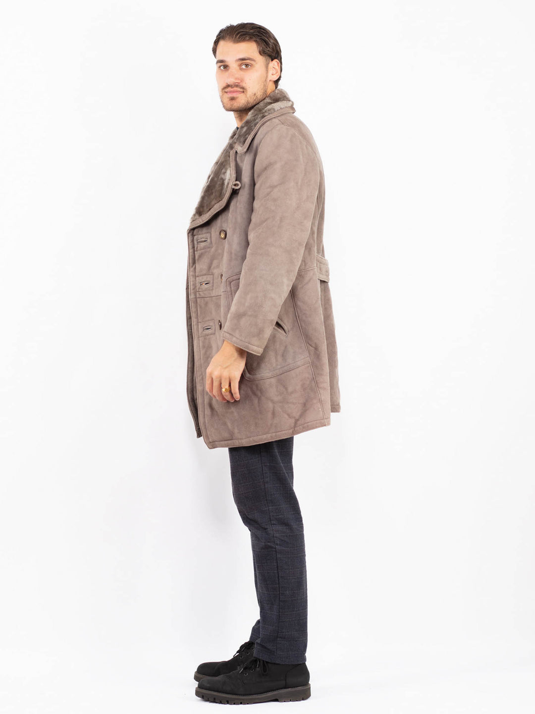 Vintage 70's Men Sheepskin Coat in GrayZ2364