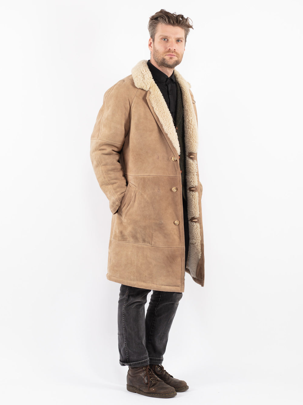 Vintage 70's Men Sheepskin Coat in Beige