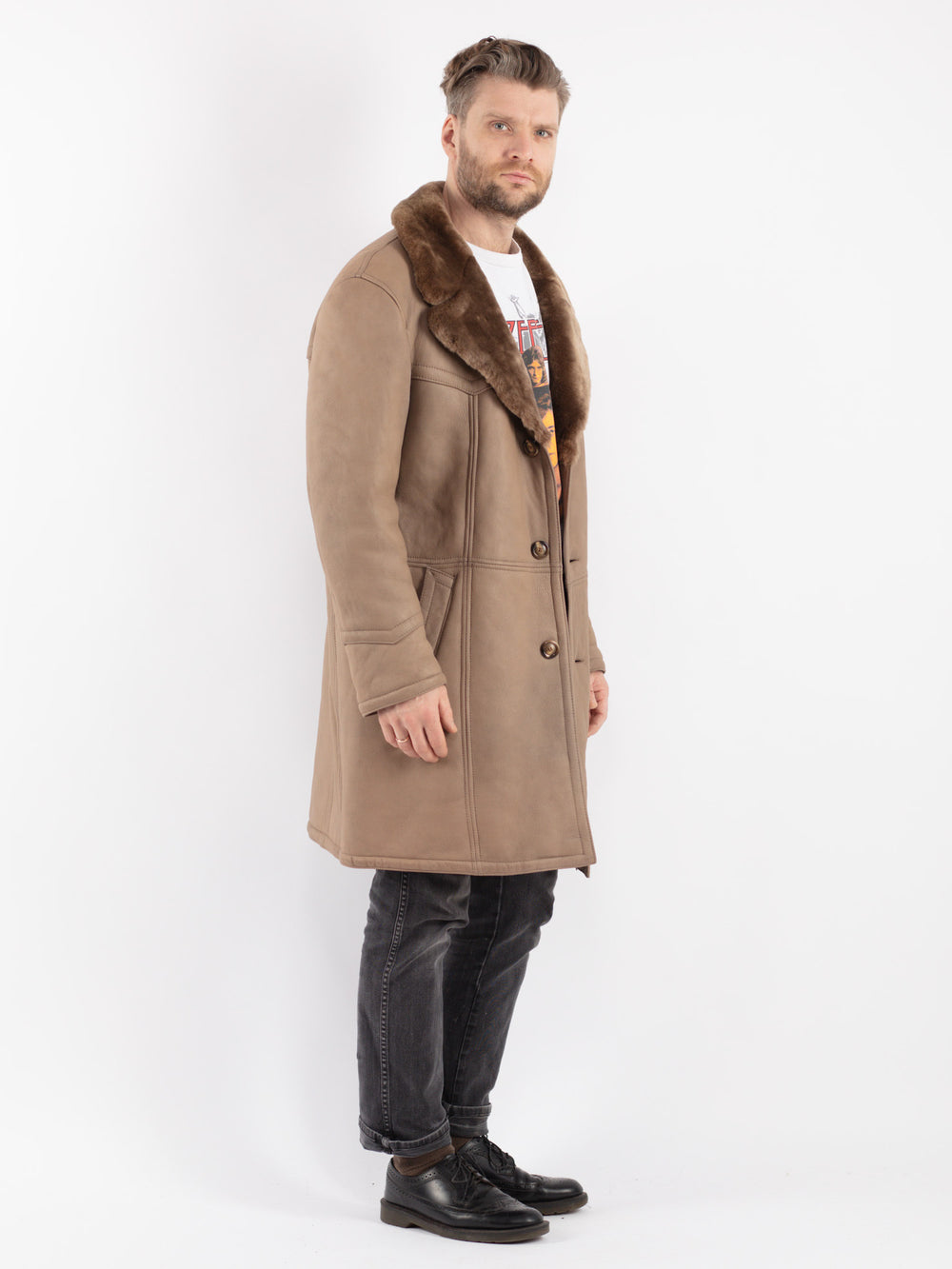 Vintage 70's Men Sheepskin Coat in Beige