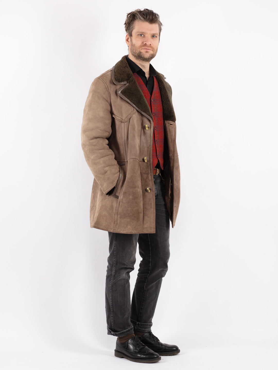 Vintage 70's Men Sheepskin Coat in BeigeZ196