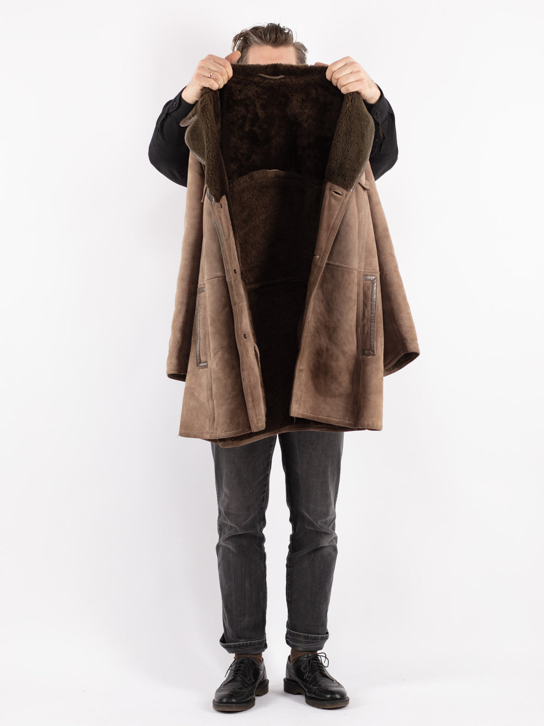 Vintage 70's Men Sheepskin Coat in BeigeZ196