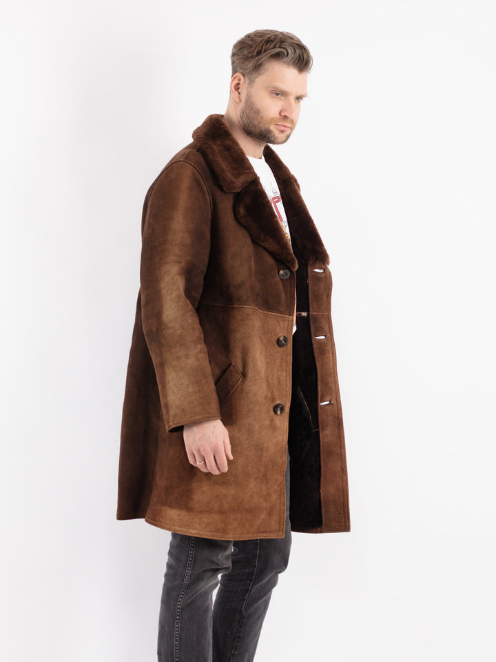 Vintage 70's Men Sheepskin Shearling Coat in Brown