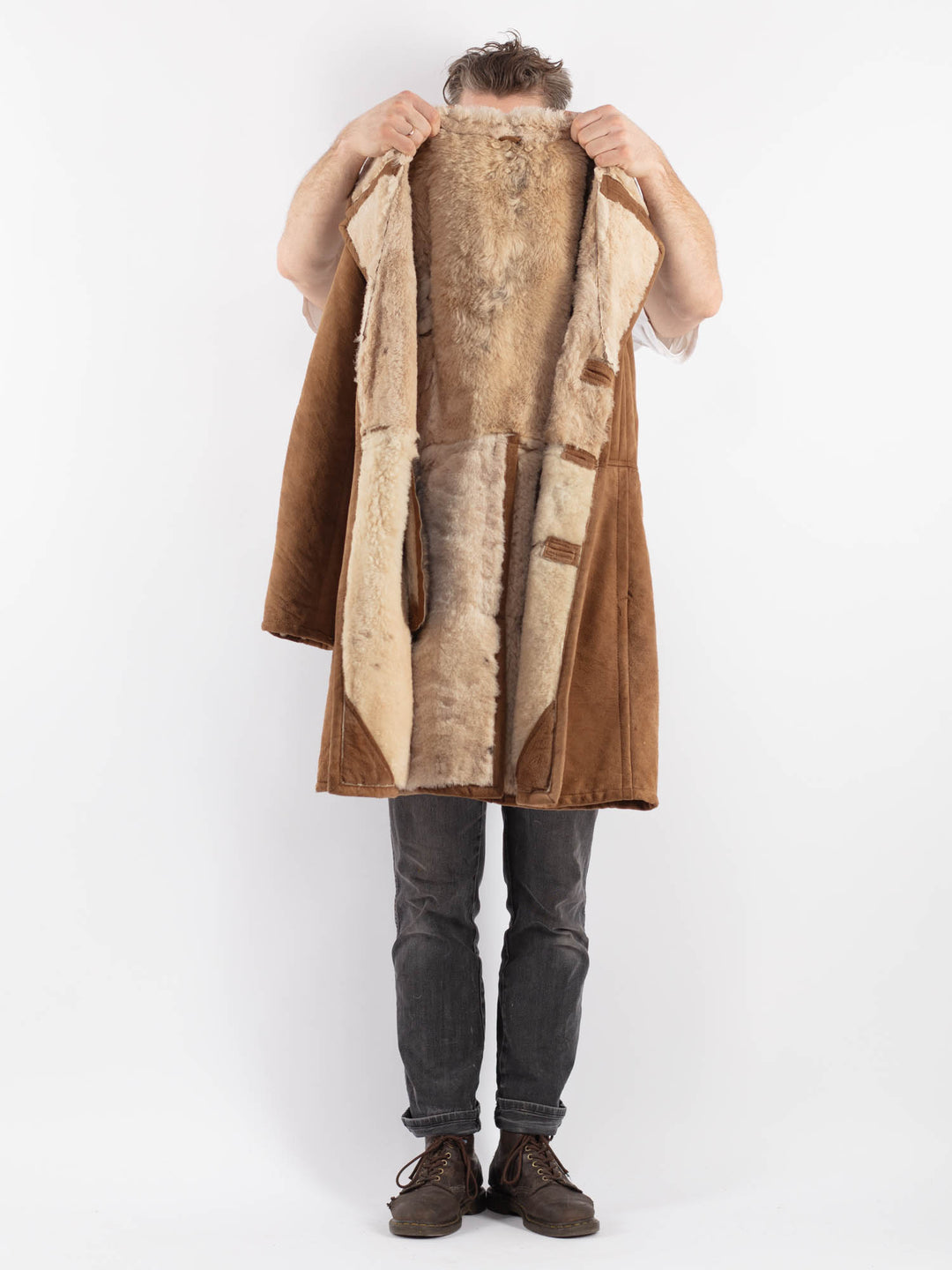 Vintage 70's Men Sheepskin Coat in BrownZ646
