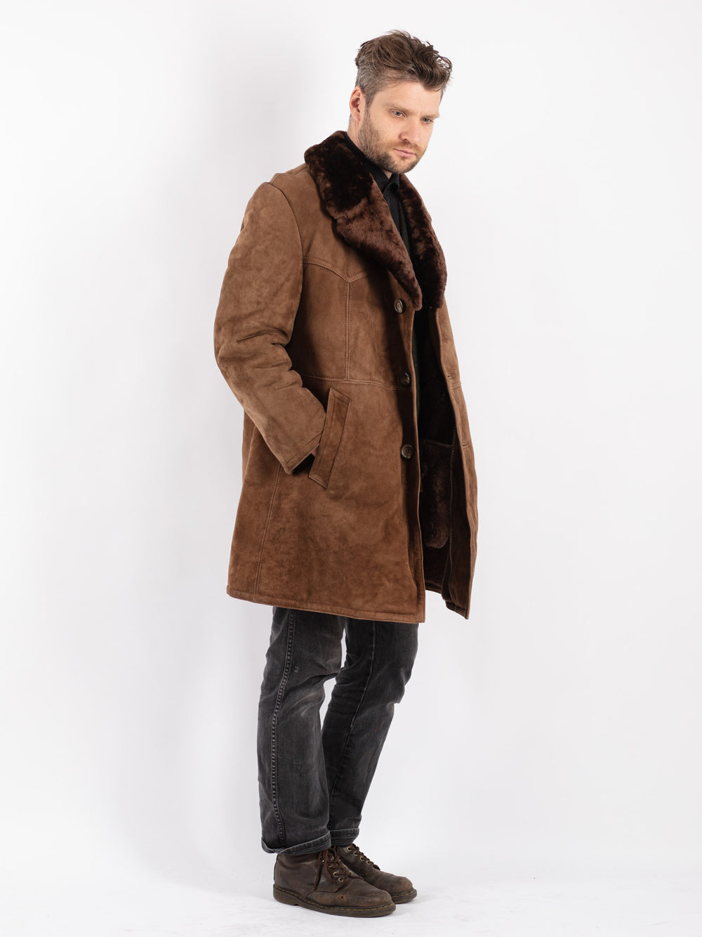 Vintage 70's Men Sheepskin Coat in Brown