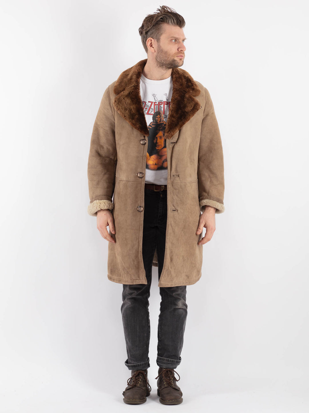 Vintage 70's Men Sheepskin Coat in BeigeZ551
