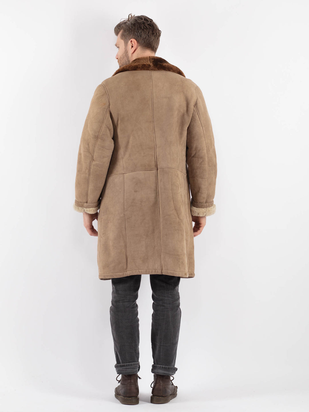 Vintage 70's Men Sheepskin Coat in BeigeZ551