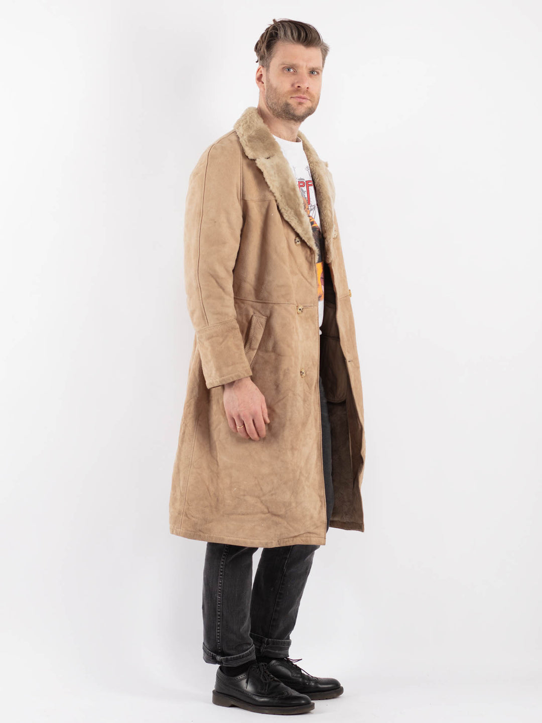 Vintage 70's Men Sheepskin Coat in Beige