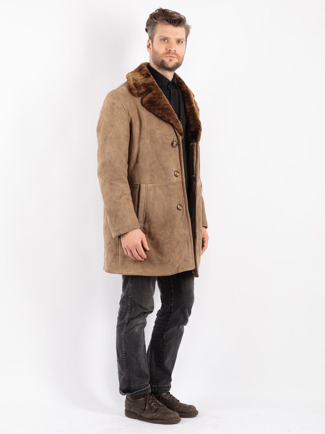 Vintage 70's Men Sheepskin Coat in Beige