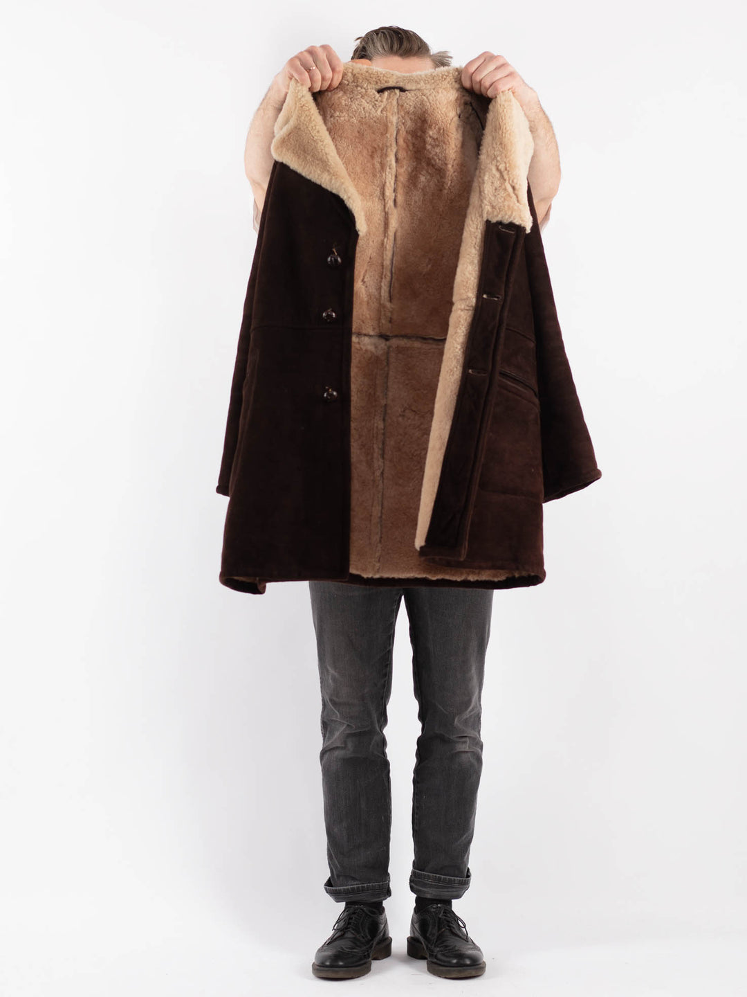 Vintage 70's Men Sheepskin Coat in BrownZ476