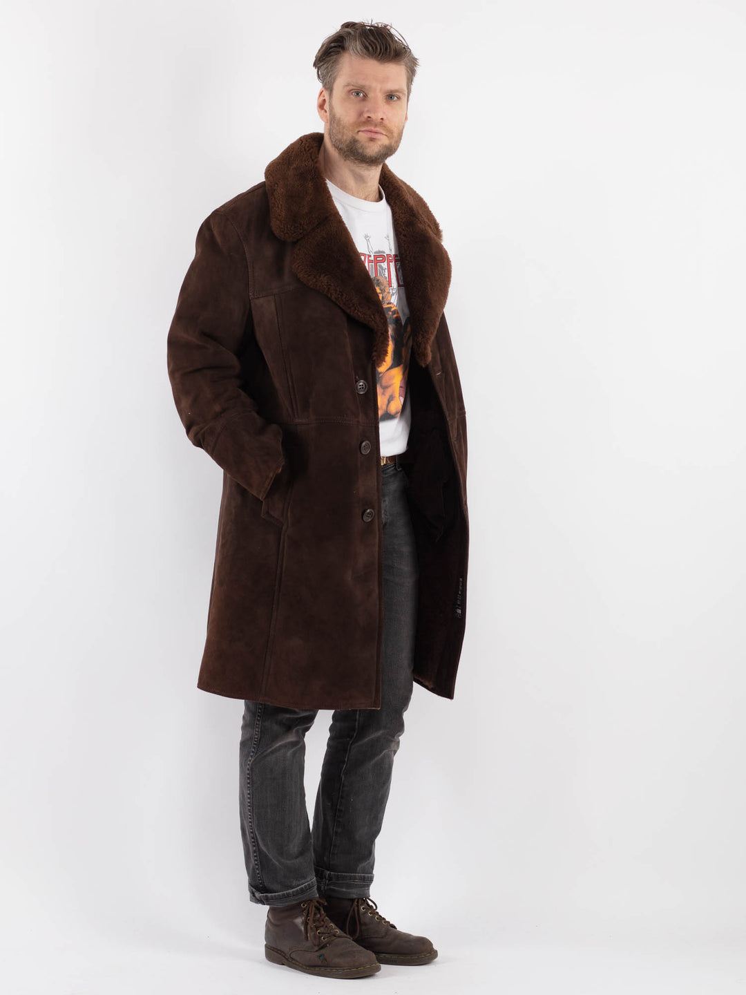 Vintage 70's Men Sheepskin Coat in BrownZ572