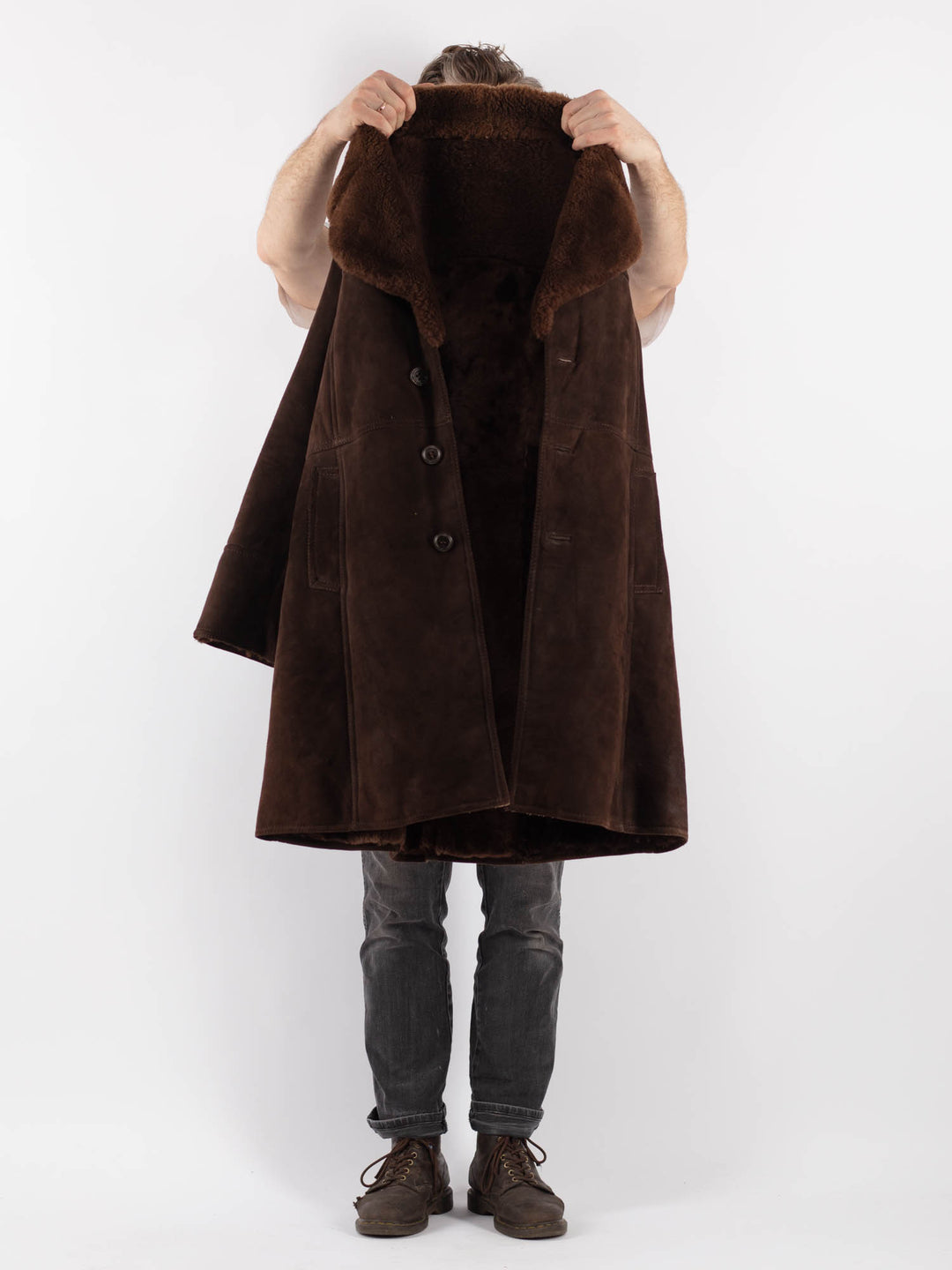 Vintage 70's Men Sheepskin Coat in BrownZ572