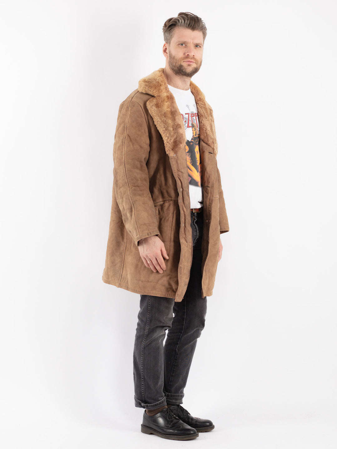 Vintage 70's Men Sheepskin Coat in BeigeZ363