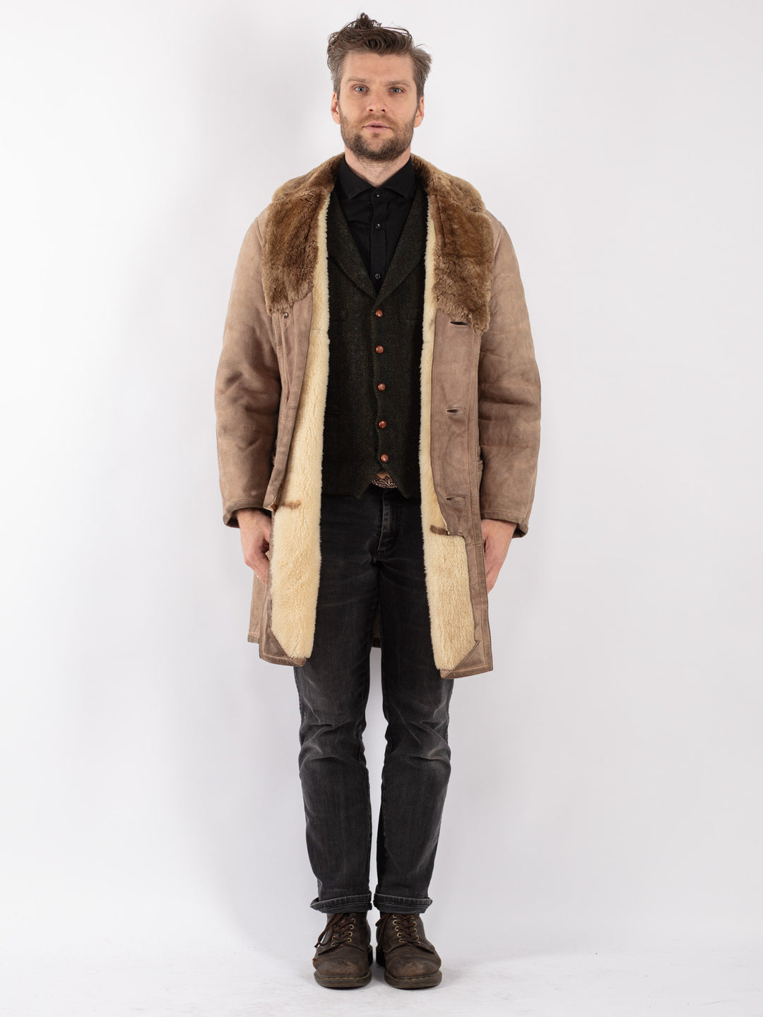 Vintage 70's Men Sheepskin Coat in Beige