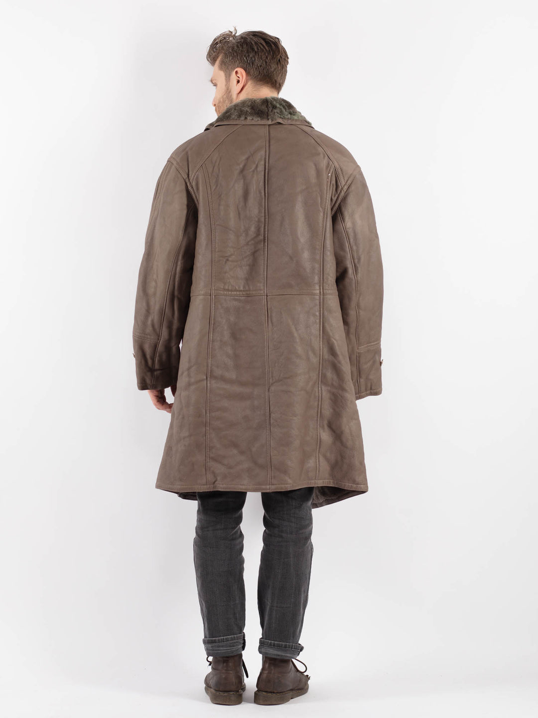 Vintage Men Sheepskin in Brown