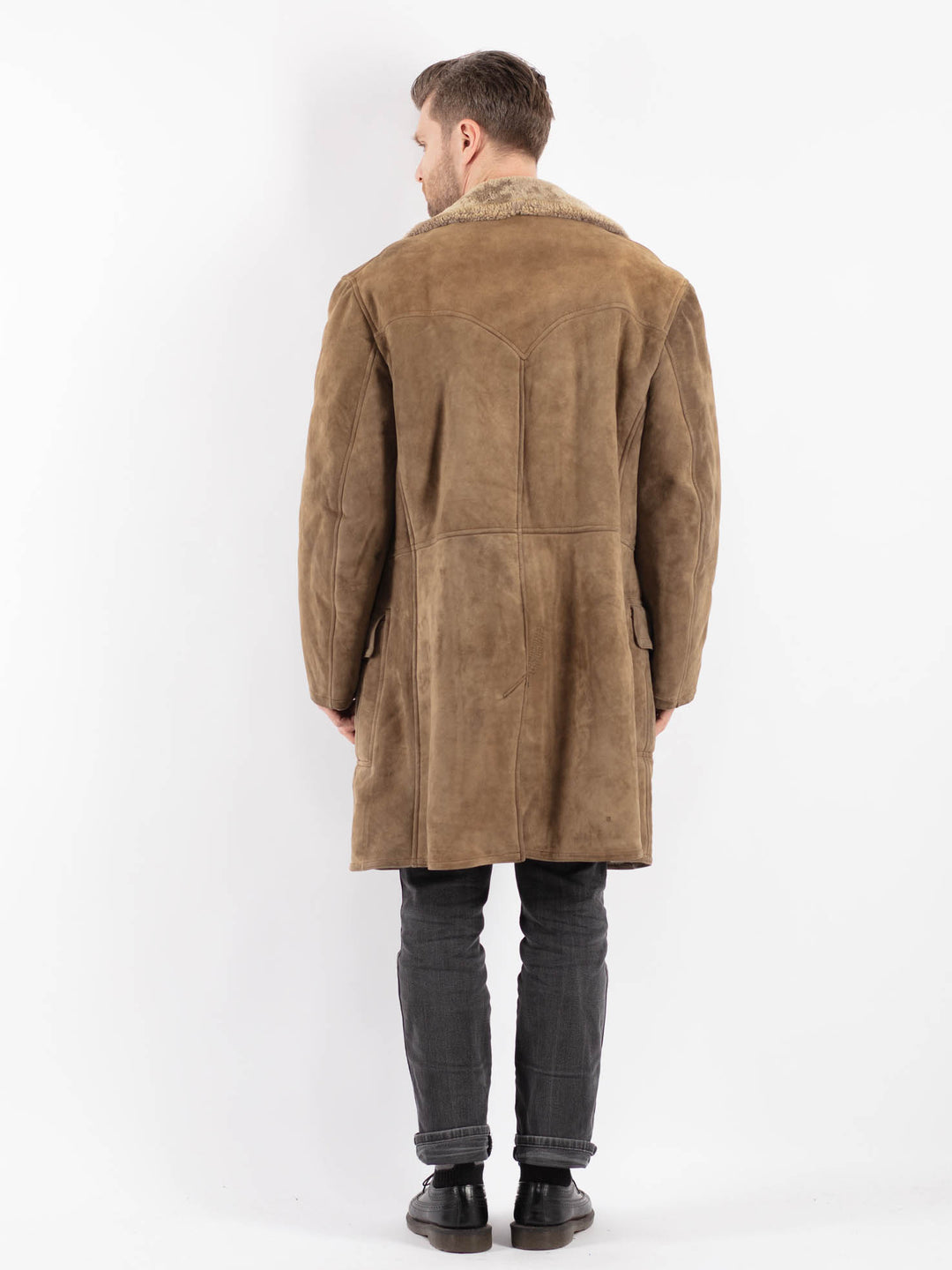 Vintage 70's Men Sheepskin Coat in BeigeZ496