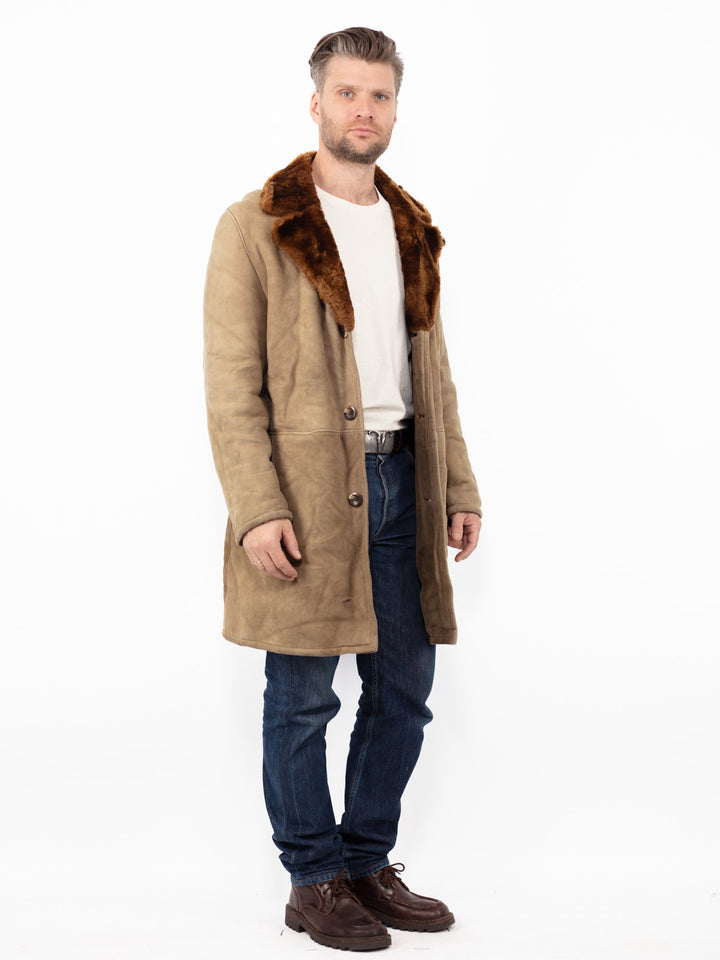 Vintage 70's Men Sheepskin Coat in BeigeZ2636
