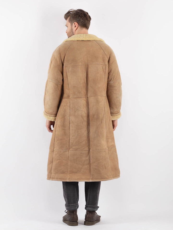 Vintage 70's Men Sheepskin Coat in BeigeZ622