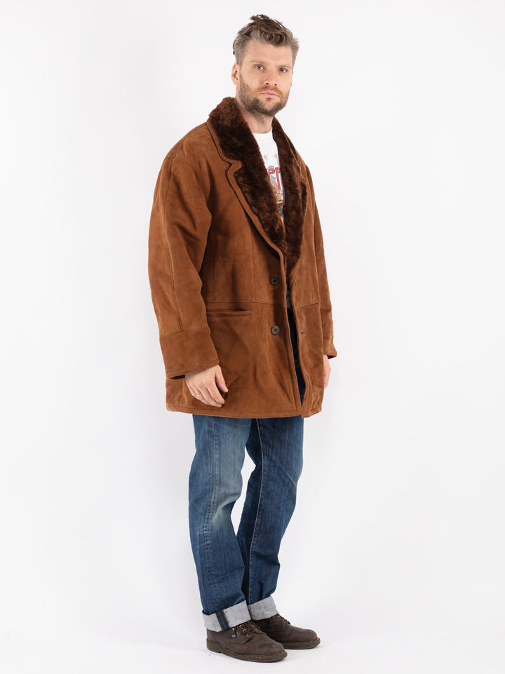 Vintage Men Sheepskin Shearling Coat in Brown