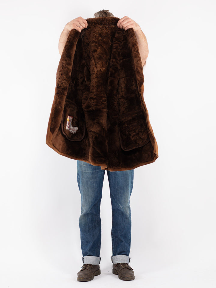 Vintage Men Sheepskin Shearling Coat in Brown