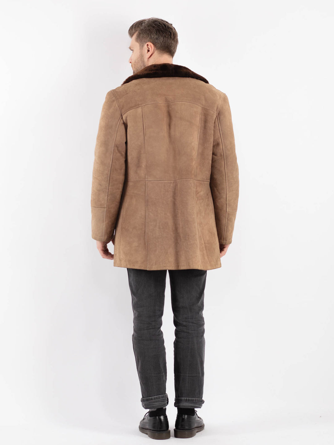 Vintage 70's Men Sheepskin Coat in BeigeZ480
