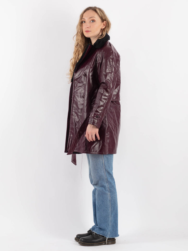 Vintage 70's Women Leather Coat in Purple