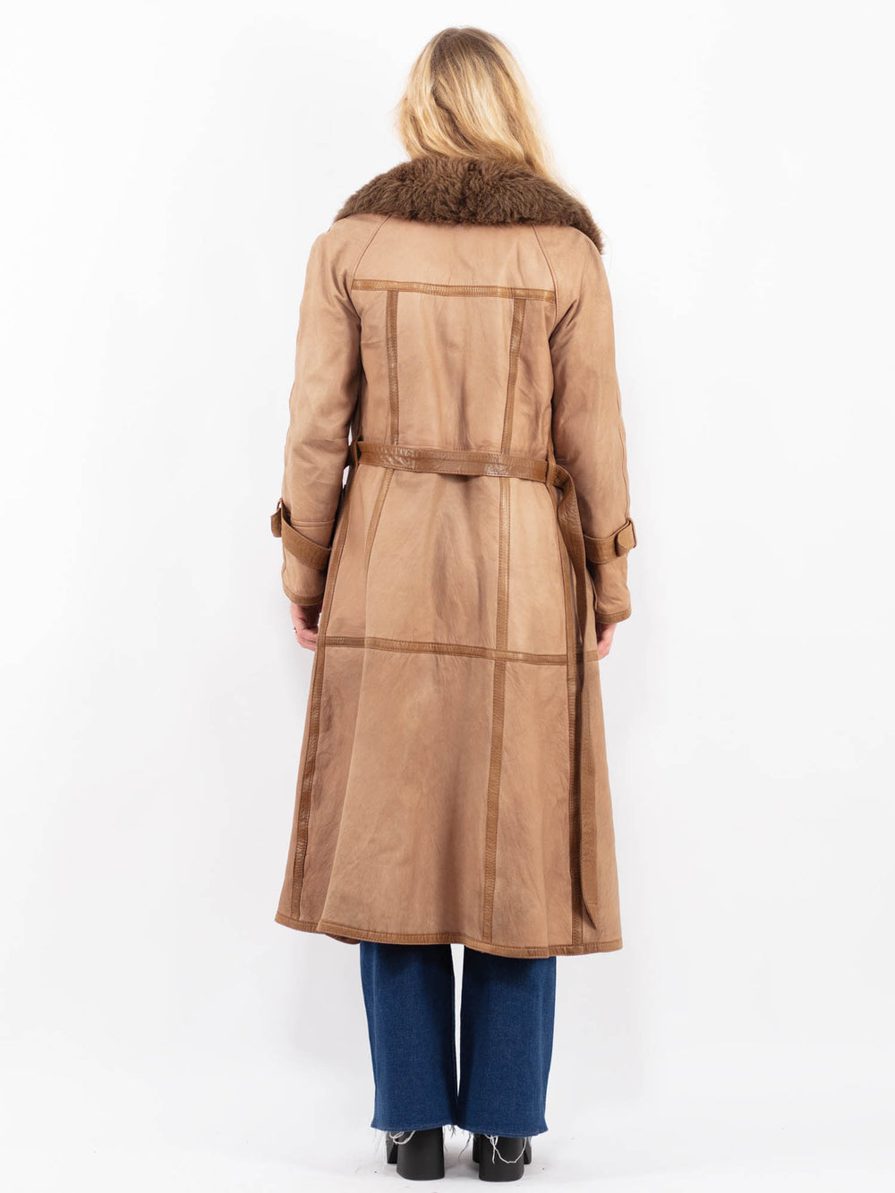 Vintage 70's Women Fur Coat in BrownA0483