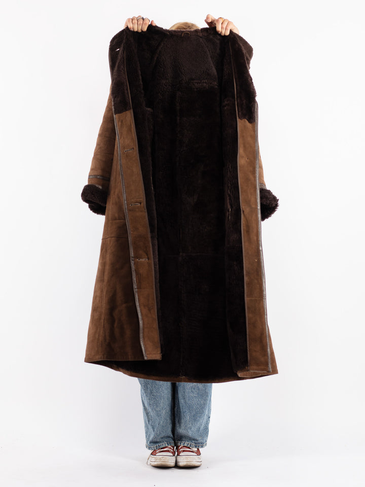 Vintage 70's Women Sheepskin Coat in Brown