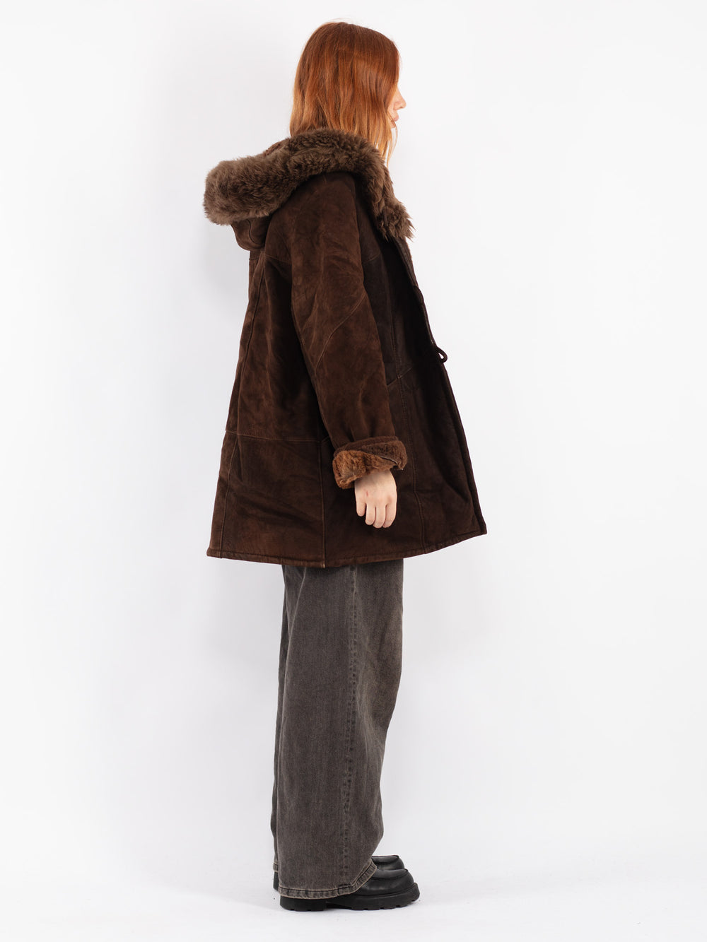 Vintage 70's Women Sheepskin Coat in Brown